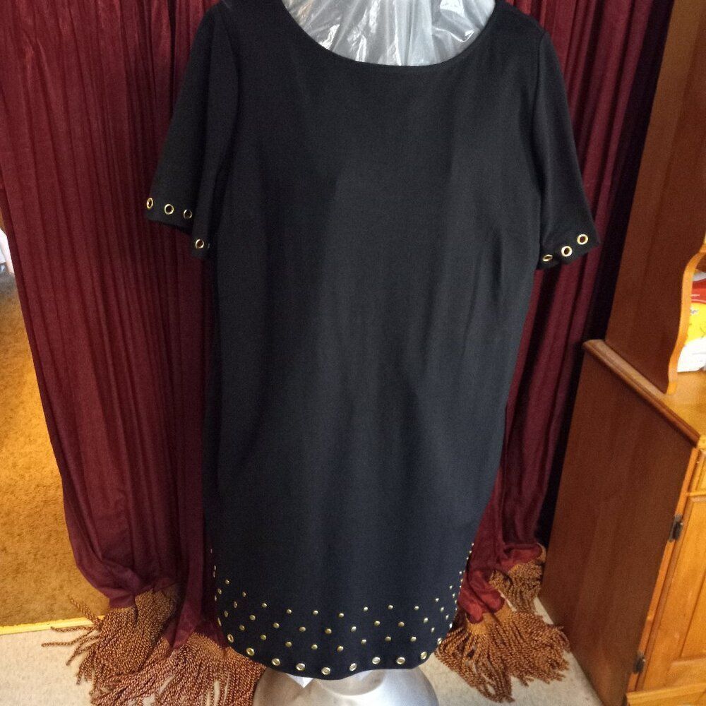 Roz & Ali Black with Gold tone metal Trim Short SleeveWomen's 20 Dress